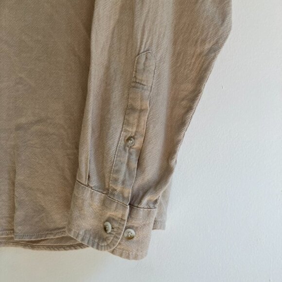 Banana Republic Tan Oxford - Medium - Picture 5 of 6